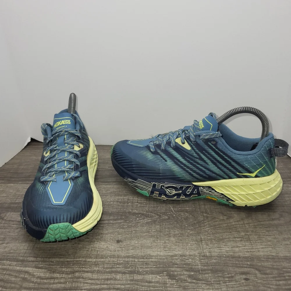 Hoka One One Speedgoat 4 Womens Shoes Sneakers Trail Running 1106527 PBLG Sz 6.5